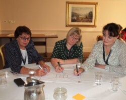 OLYMPUS DIGITAL CAMERA